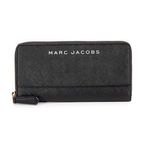 MARC JACOBS Logo Continental Wallet in Black